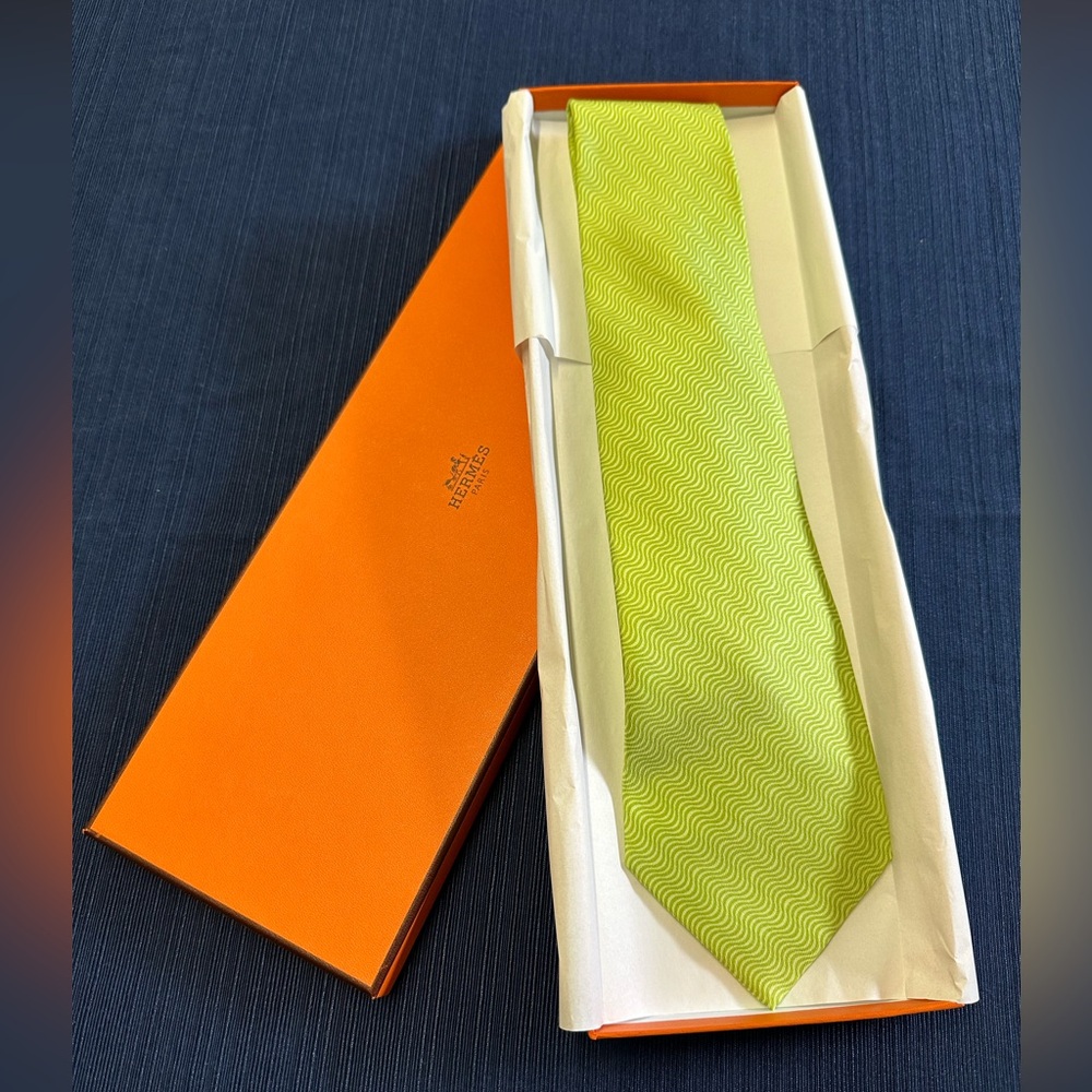 Classic HÉRMES Tie